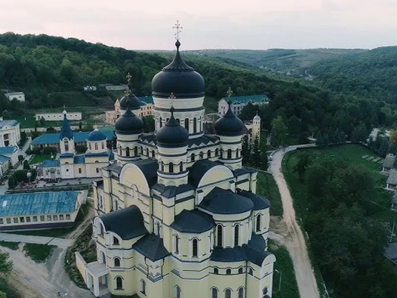 Historic monasteries & churches