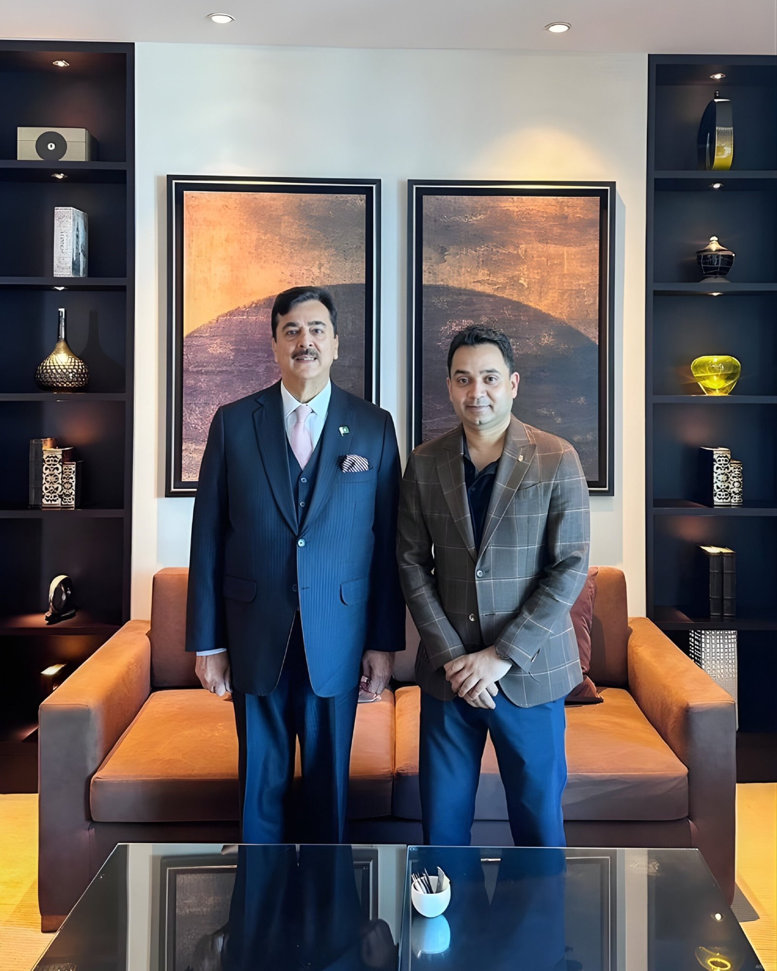 Chairman of the Senate of Pakistan Yusuf Raza Gilani Welcomes Moldova’s Honorary Consul Mr. Kashif Ali in Dubai